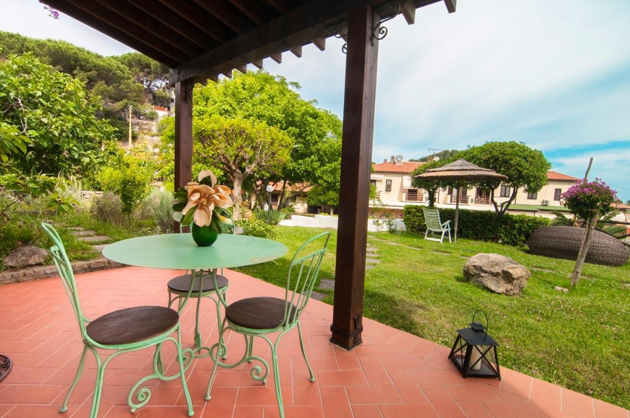 Hotel Cernia Isola Botanica SantʼAndrea Exteriör bild