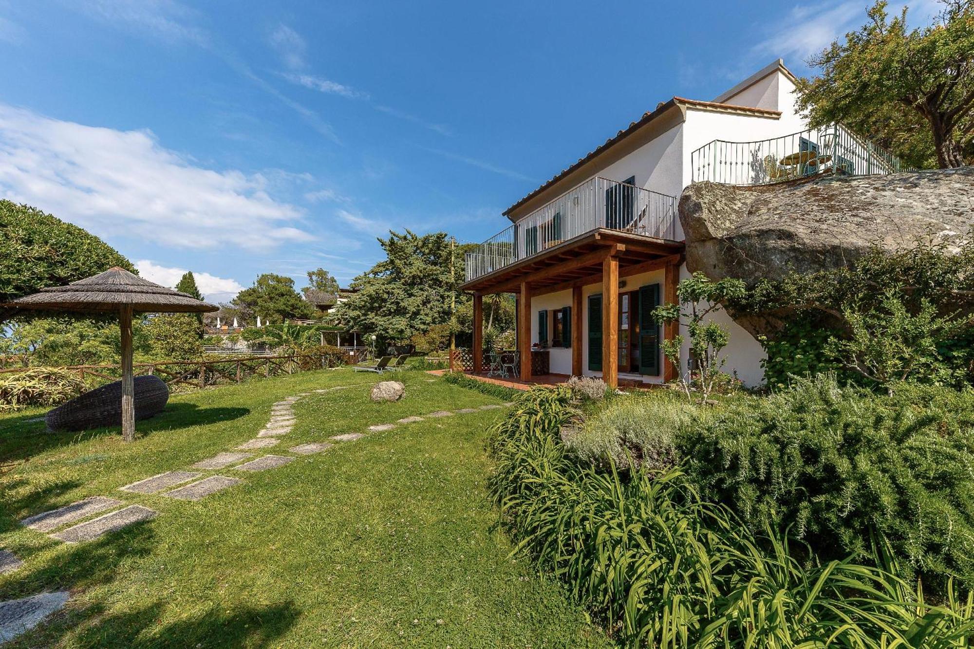 Hotel Cernia Isola Botanica SantʼAndrea Exteriör bild