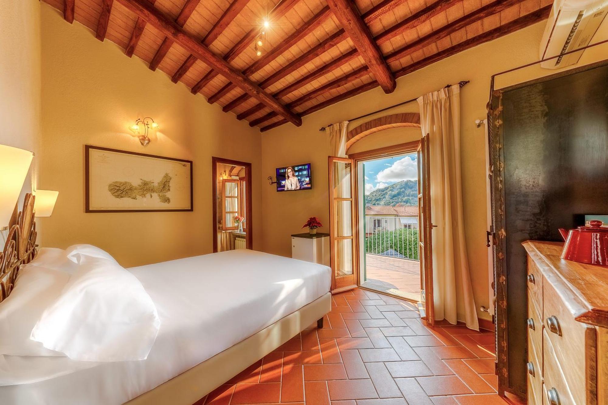 Hotel Cernia Isola Botanica SantʼAndrea Exteriör bild