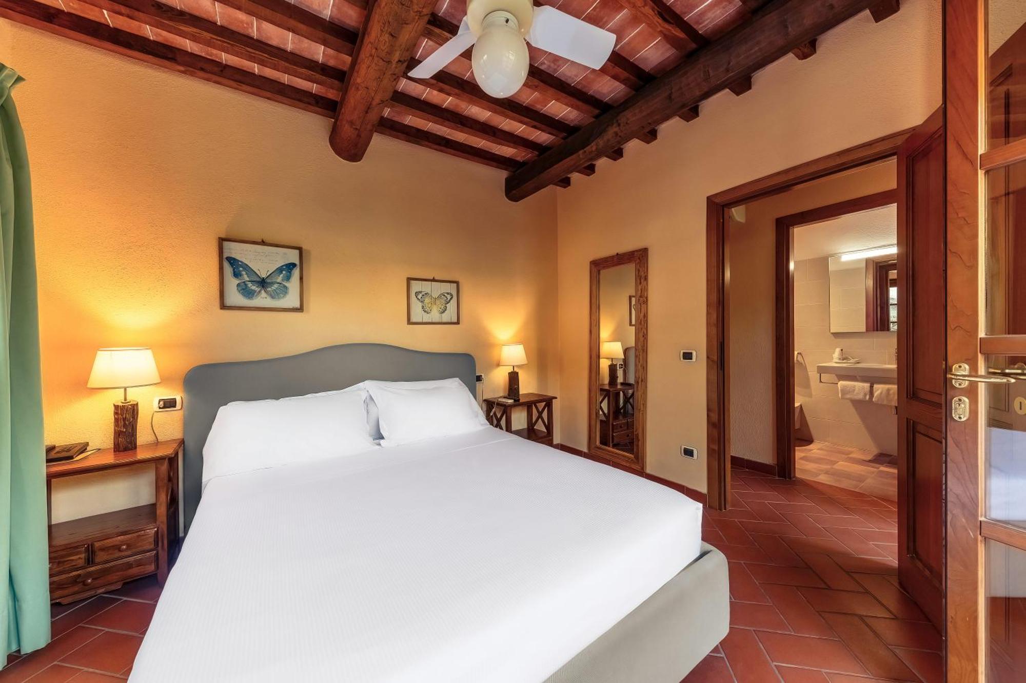 Hotel Cernia Isola Botanica SantʼAndrea Exteriör bild